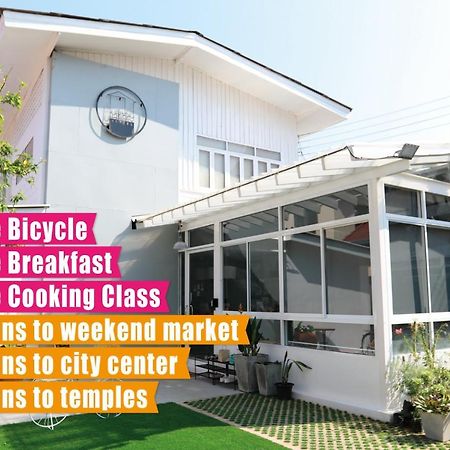 Hostel Lullaby Non-Smoking (Adults Only) Chiang Mai Exterior foto